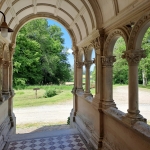 The entrance of the château